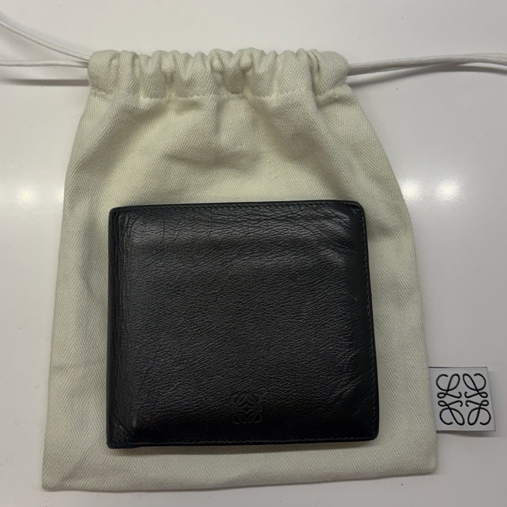 Authentic Loewe Black Leather Wallet – Pre-Owned